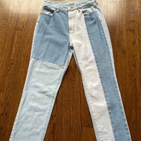 Pacsun mom jean size 26 - Picture 3 of 6
